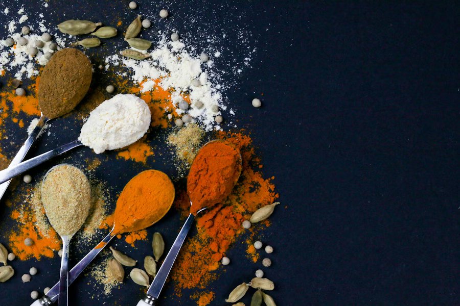 Baharat ve aktar ürünleri